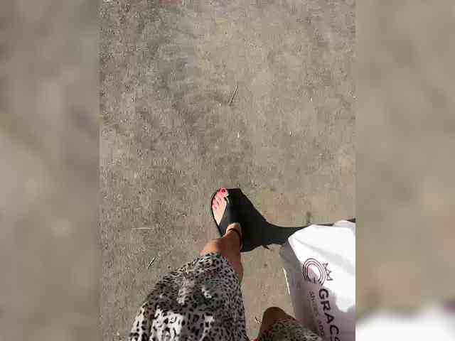 Karolina_Milf webcam