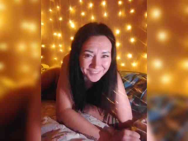 Karolina_Milf webcam