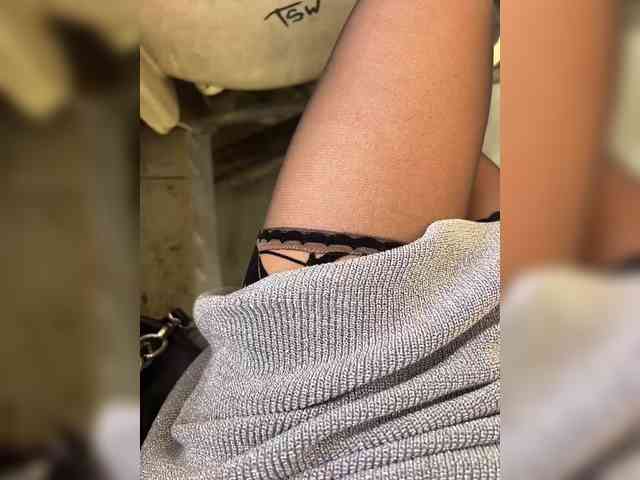 Karolina_Milf webcam