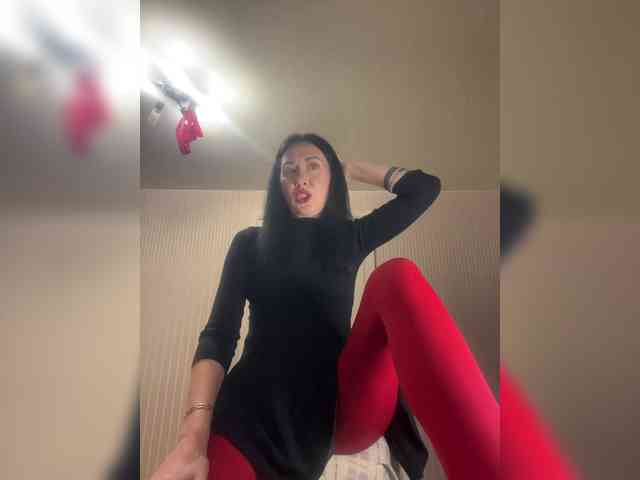 Karolina_Milf webcam