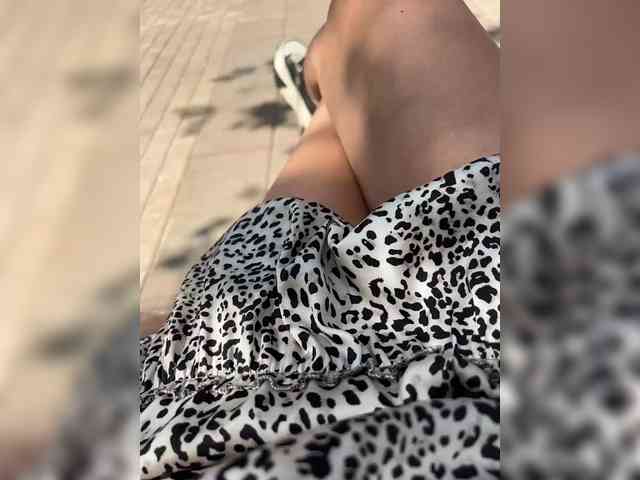 Karolina_Milf webcam