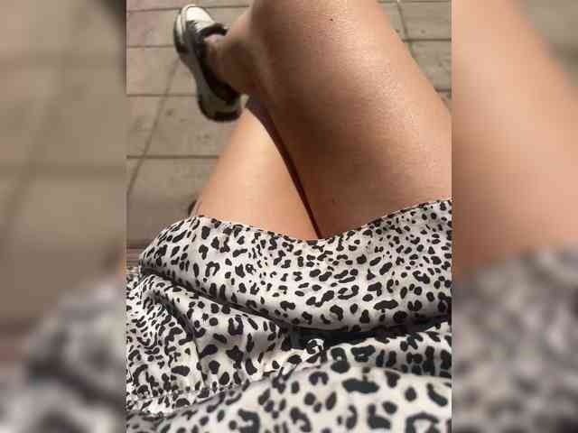 Karolina_Milf webcam