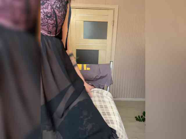 Karolina_Milf webcam