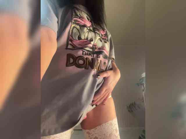 Karolina_Milf webcam