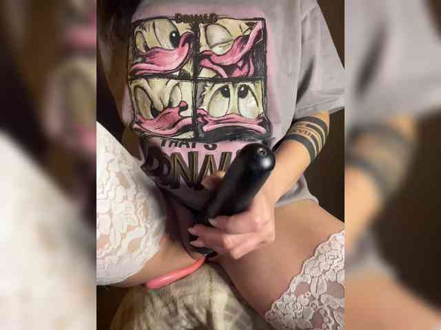 Karolina_Milf webcam