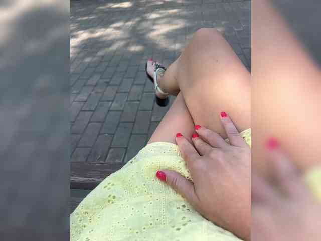 Karolina_Milf webcam