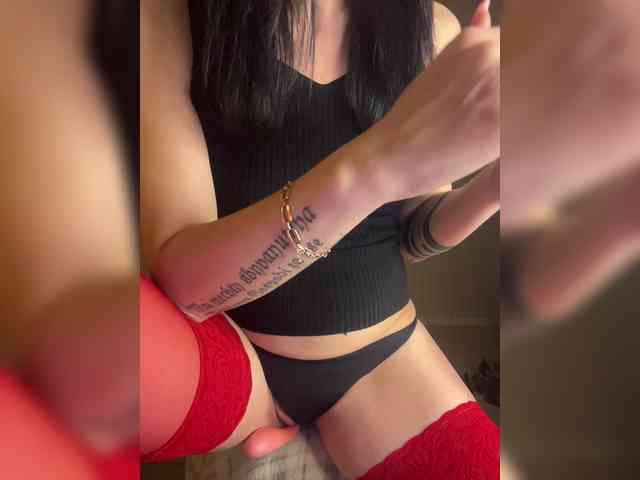 KarolinaMilf KarolinaMilf