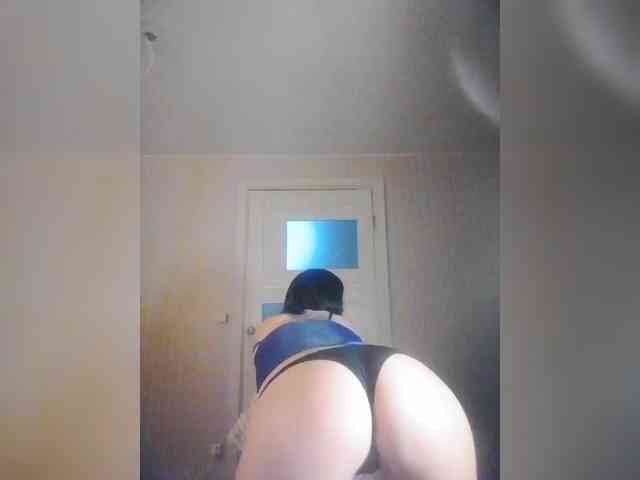 Karolina_Milf webcam