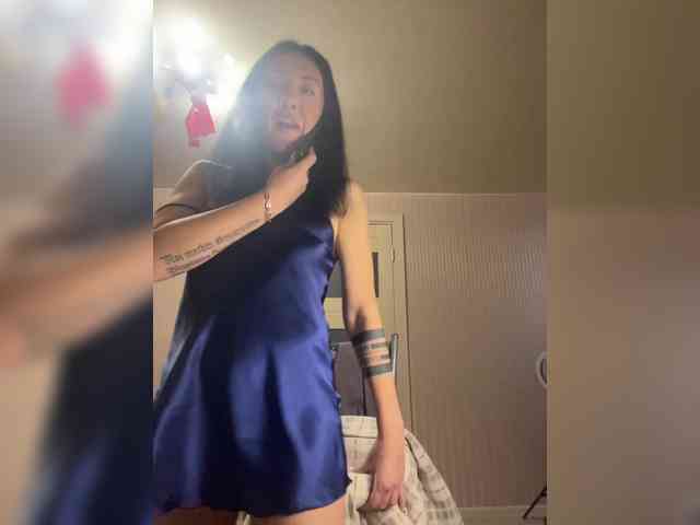 Karolina_Milf webcam