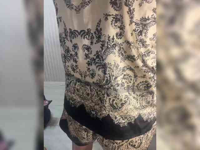 Karolina_Milf webcam