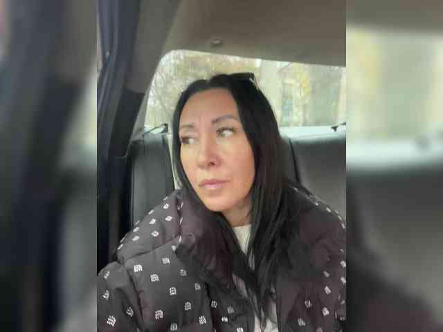 KarolinaMilf KarolinaMilf