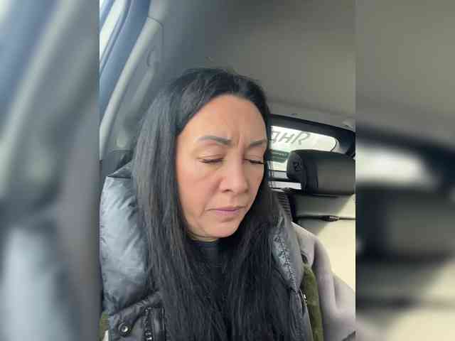 Karolina_Milf webcam