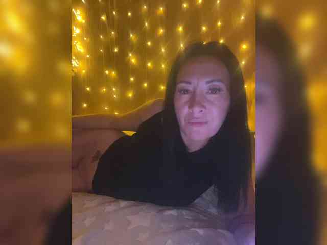 Karolina_Milf webcam