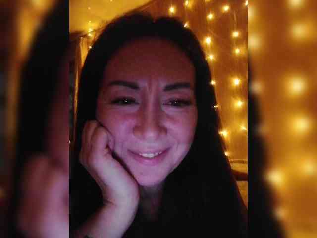 Karolina_Milf webcam