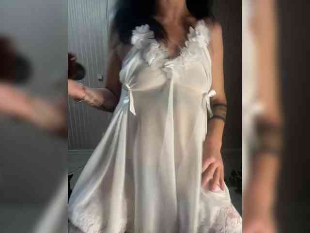 Karolina_Milf webcam