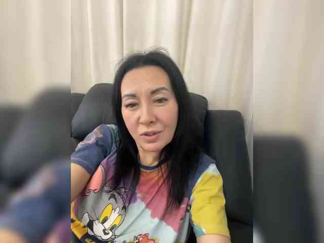 Karolina_Milf webcam