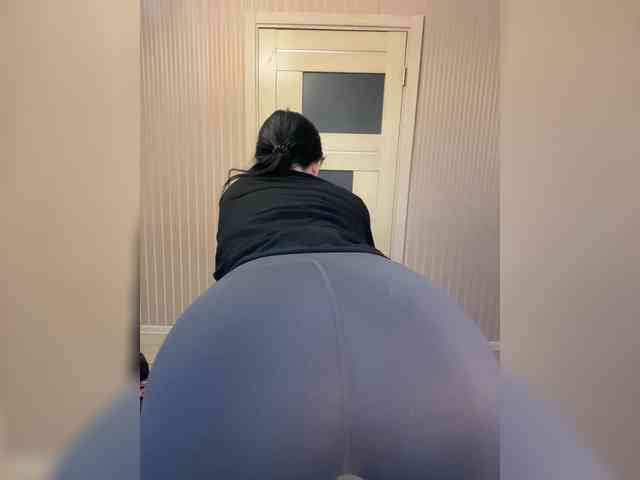 Karolina_Milf webcam