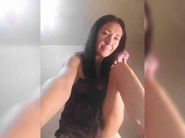 Karolina_Milf webcam