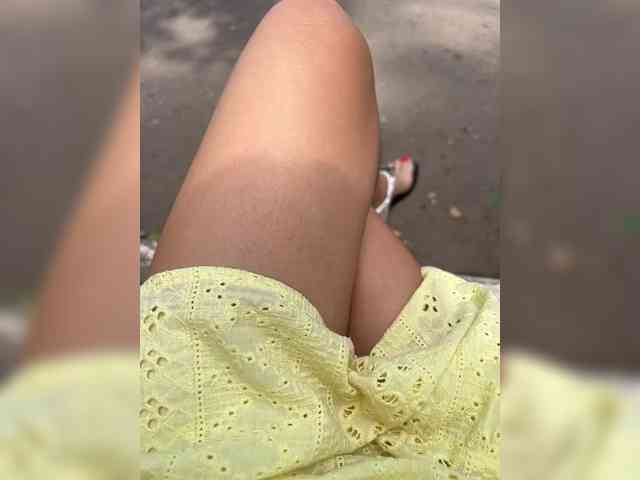 Karolina_Milf webcam