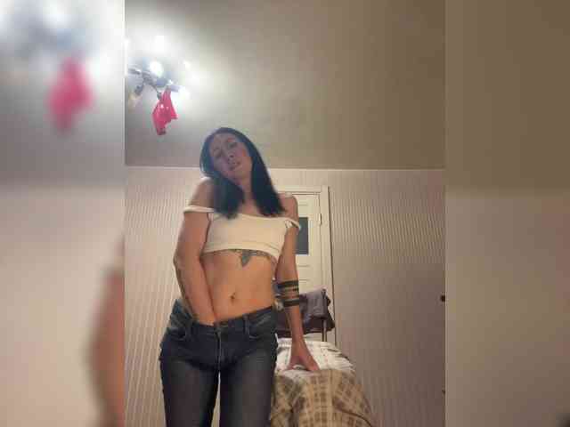 Karolina_Milf webcam