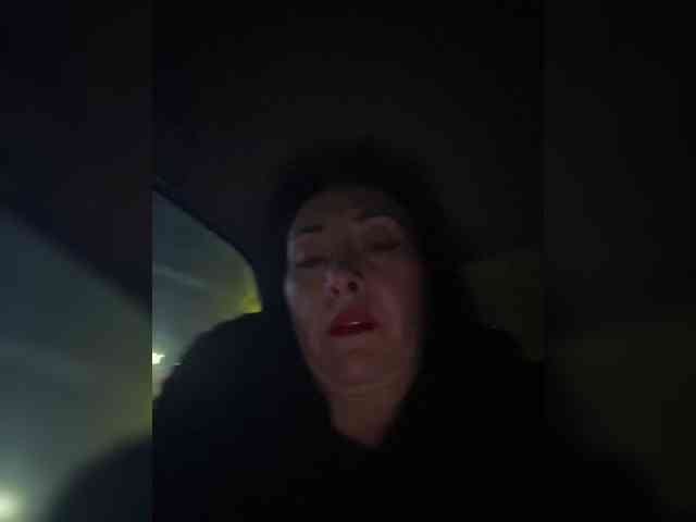 Karolina_Milf webcam