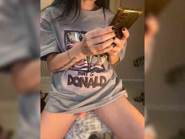 Karolina_Milf webcam