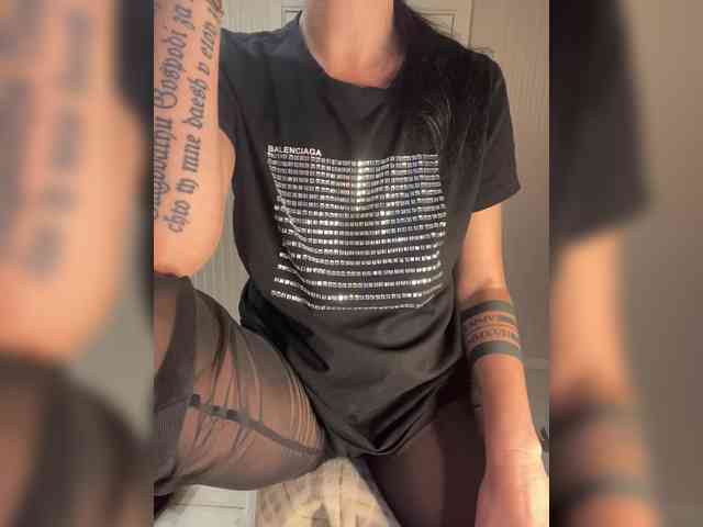 KarolinaMilf KarolinaMilf