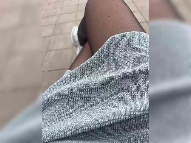 Karolina_Milf webcam