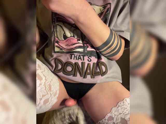 Karolina_Milf webcam