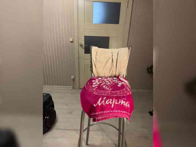 Karolina_Milf webcam