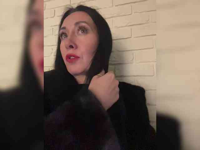 Karolina_Milf webcam