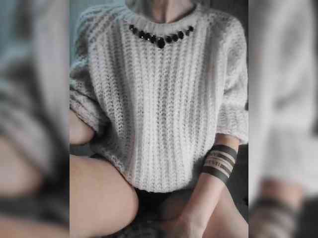 Karolina_Milf webcam