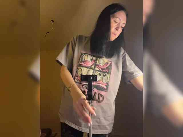 Karolina_Milf webcam