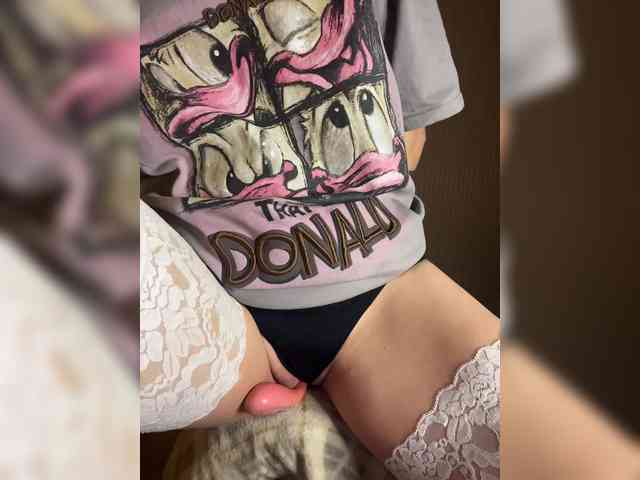 Karolina_Milf webcam