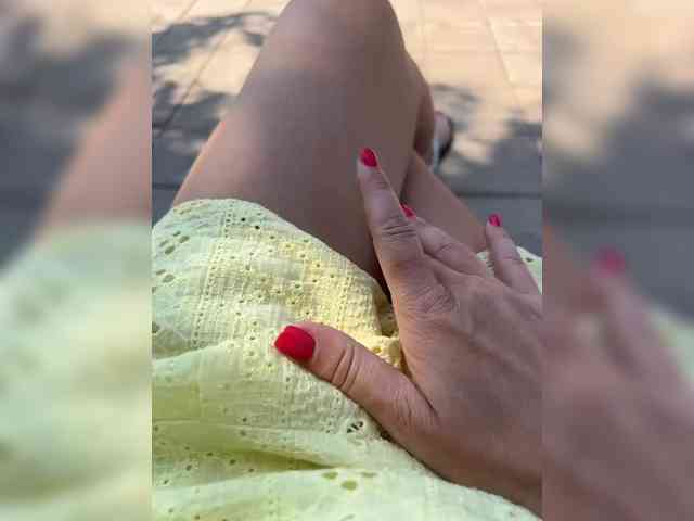 Karolina_Milf webcam