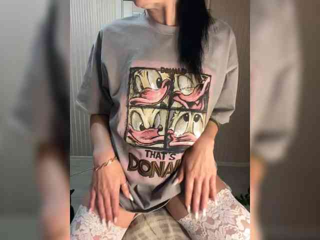 Karolina_Milf webcam