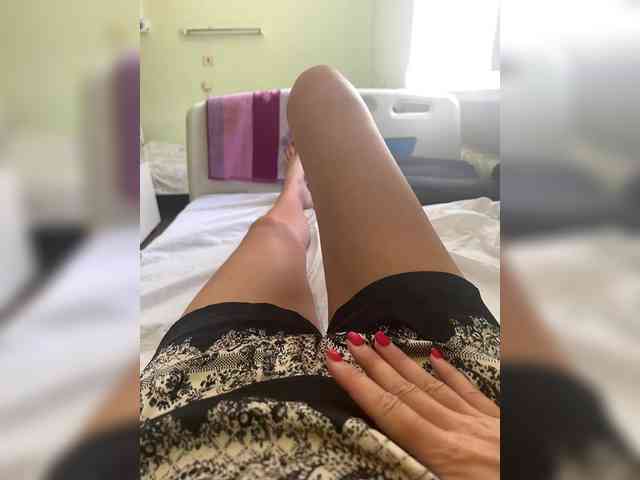 Karolina_Milf webcam