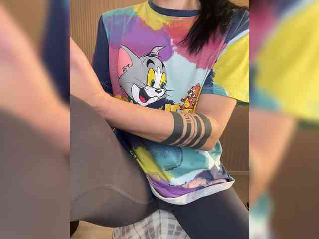 Karolina_Milf webcam