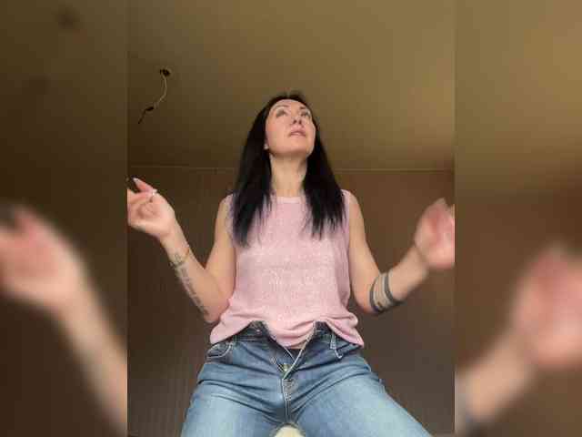 KarolinaMilf Live Webcam on BongaCams