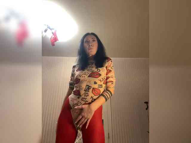 Karolina_Milf webcam