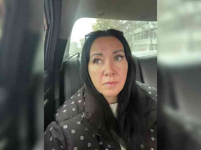 Karolina_Milf webcam