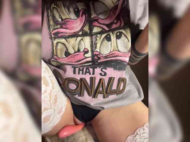 Karolina_Milf webcam