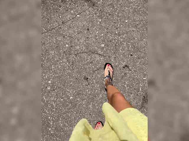 Karolina_Milf webcam