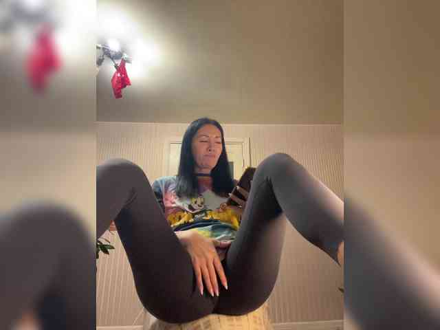 Karolina_Milf webcam