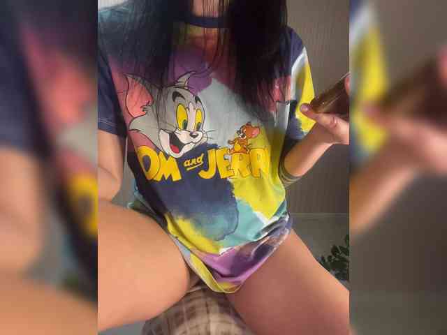 Karolina_Milf webcam