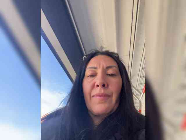 Karolina_Milf webcam