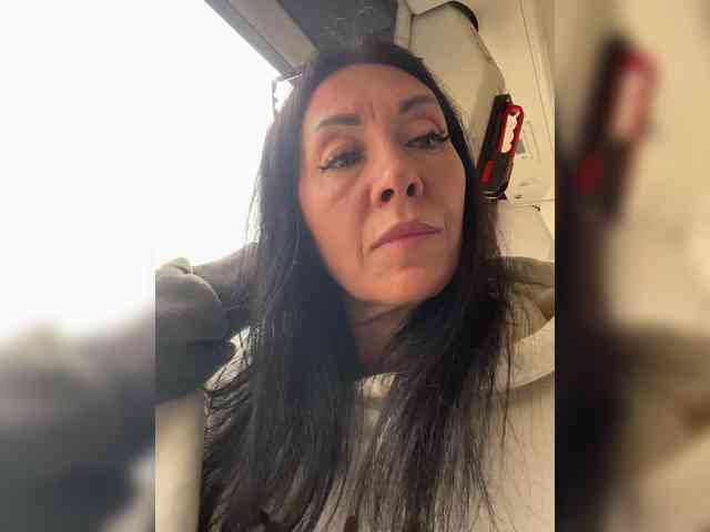 Karolina_Milf webcam