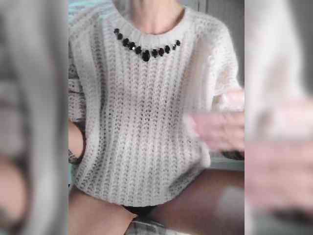 Karolina_Milf webcam