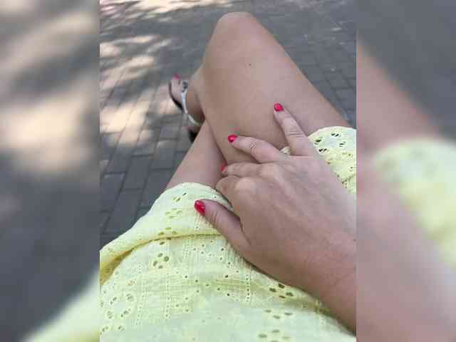 Karolina_Milf webcam