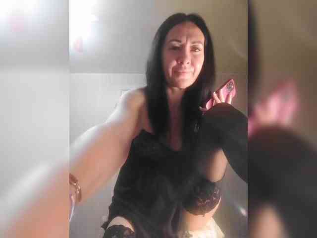 Karolina_Milf webcam